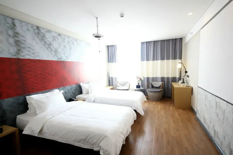 IBIS Daqing Haofang