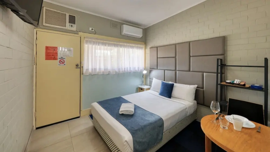 1 Bedroom Economy Single room