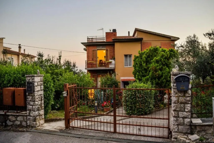 3 Bedrooms Cottage