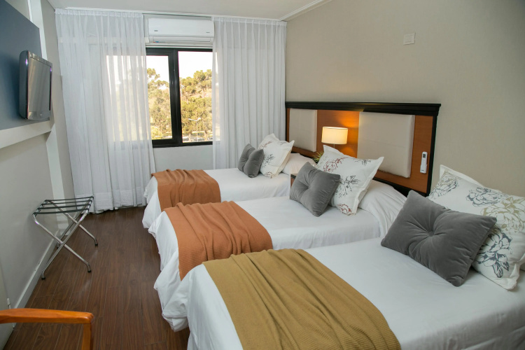 Garden Park Hotel