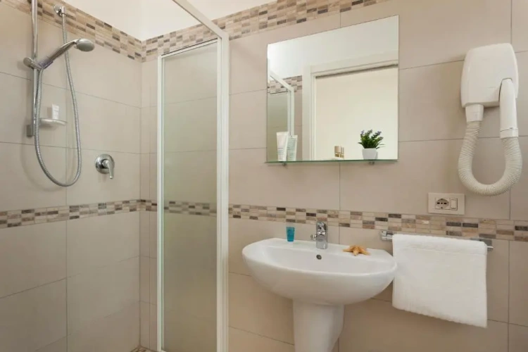 Standard Single room