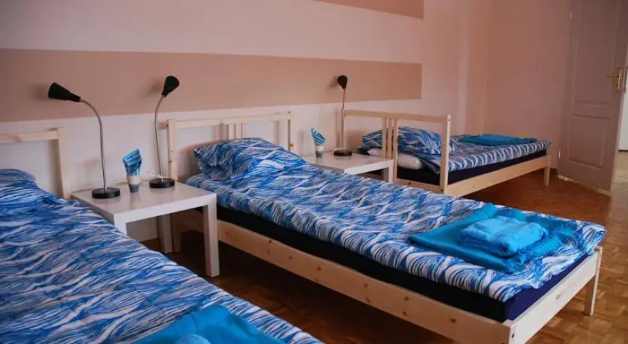 Lama Rooms