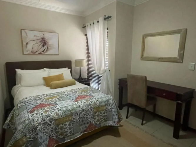 Luxury Spacious Executive Apartment