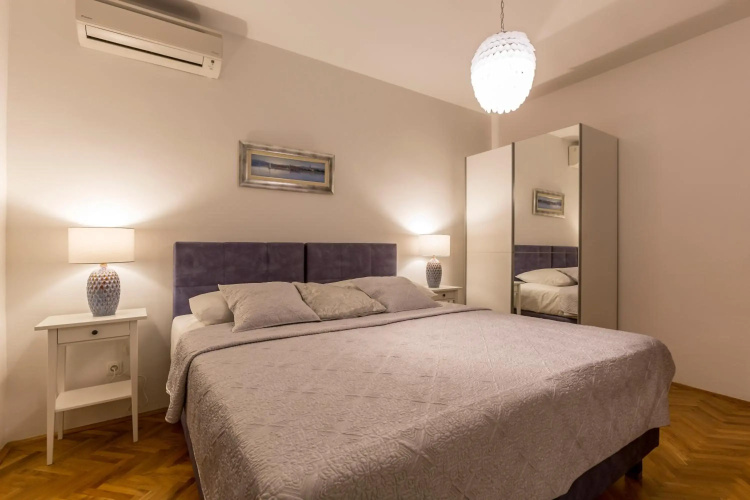 Split villa Dalmatica with private pool save15 percent on Split-villas com