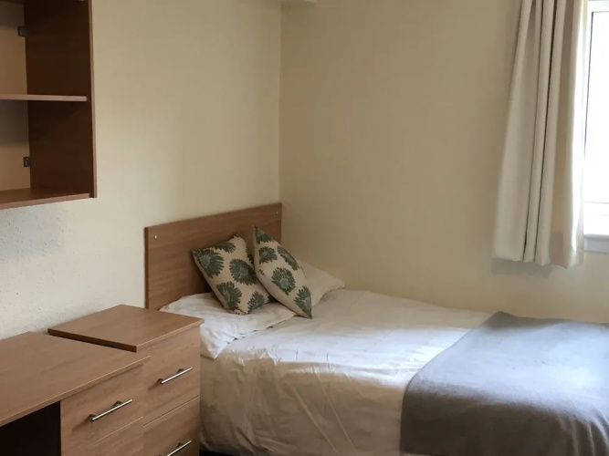 Destiny Student Meadow Court - Campus Accommodation