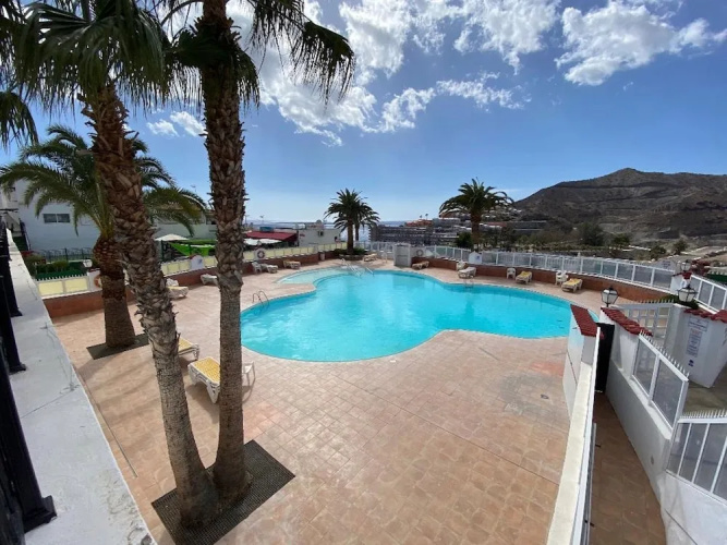 Sunset Balcony With Ocean Views and Pool Access