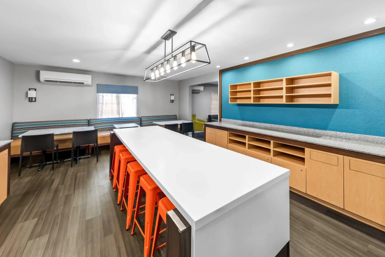 MainStay Suites Cincinnati Blue Ash