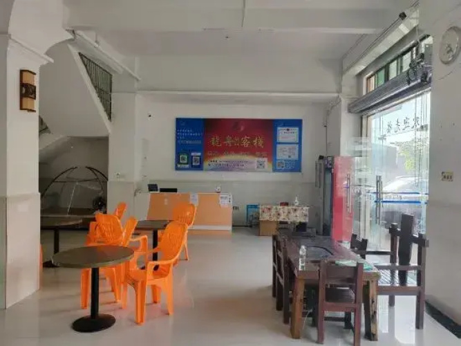 longzhou hostel