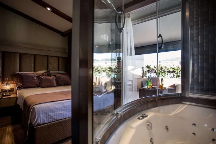 Suite Home