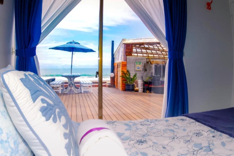 Standard Twin room with sea view