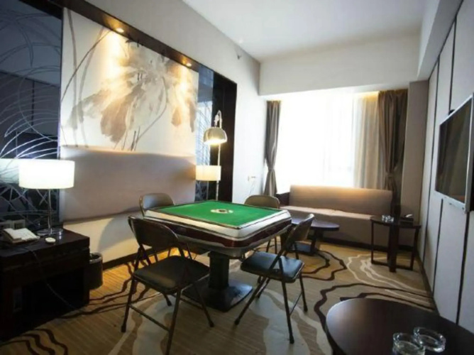 Yi Jia Hotel