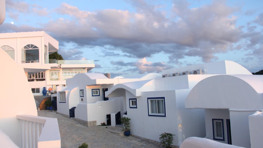 2 Bedrooms Double Villa
