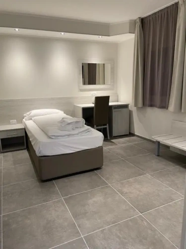 Deluxe Single room