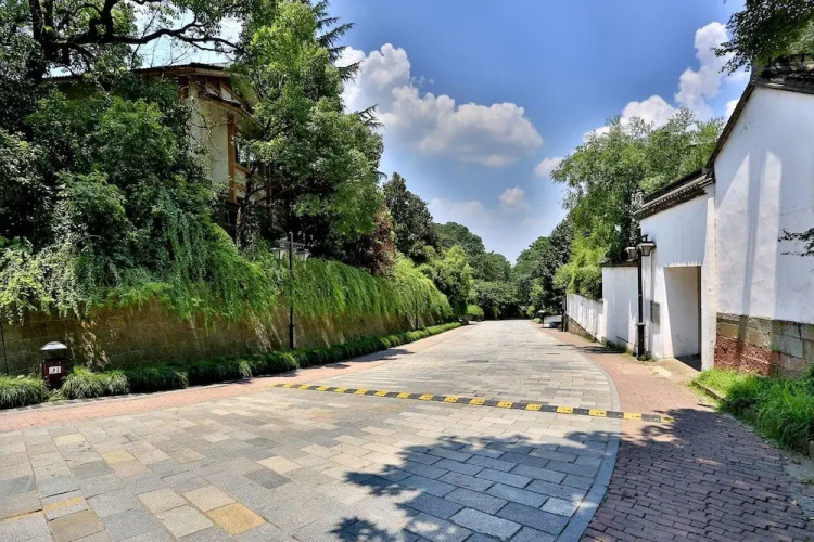 Linxi Wushan Inn