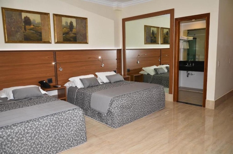 Deluxe Quadruple room