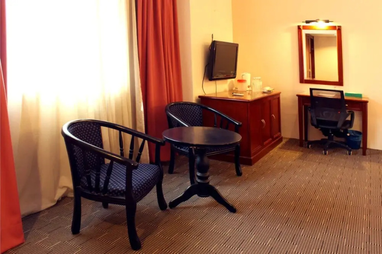 Hillcity Hotel & Condo