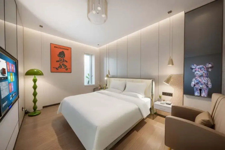 Pilot Hotel