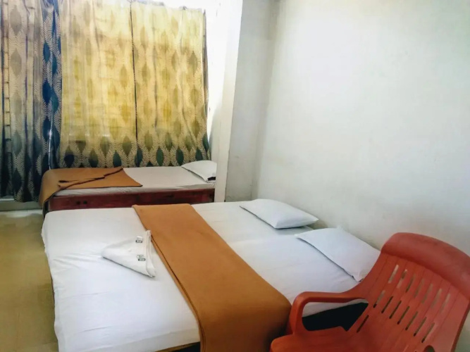 Hotel Ashwini Lodge