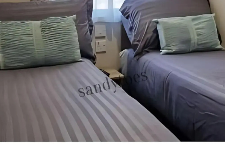 Sandytoes Holidays