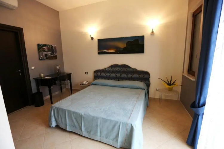 Regalpetra Hotel