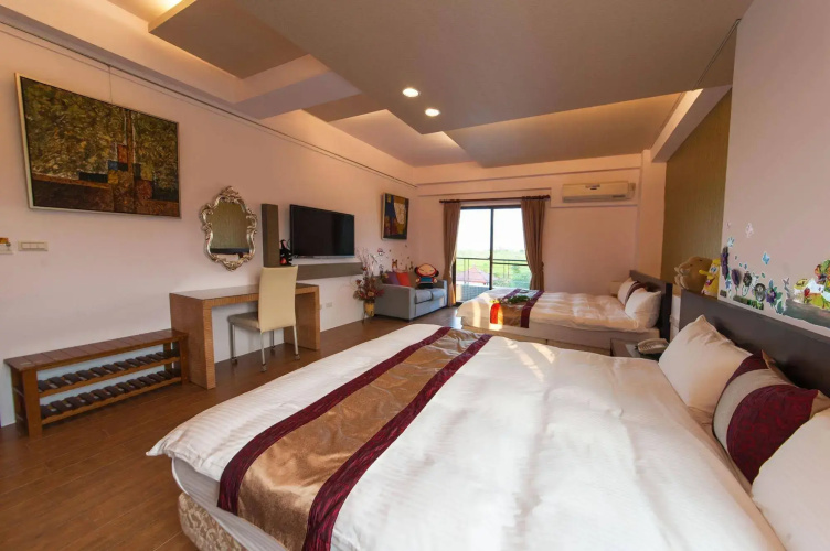Riverbank B&B