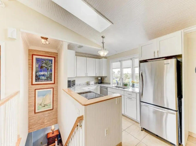 4 Bedrooms Cottage