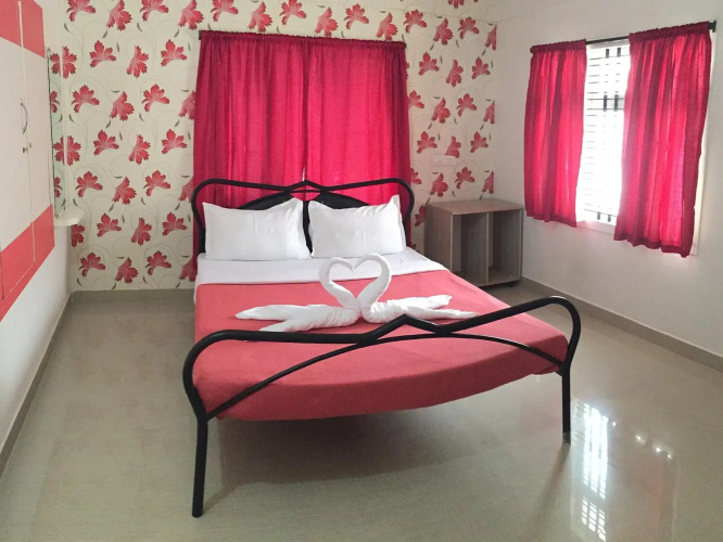 Mani Royal Stay