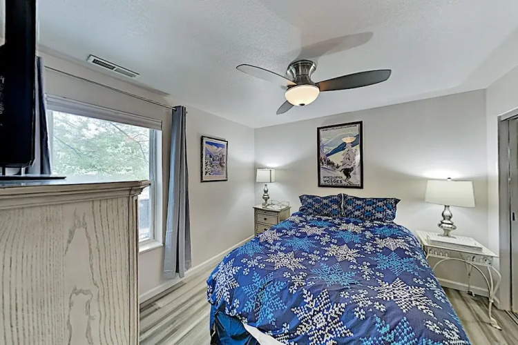 971bca2q 2 Bedroom Condo