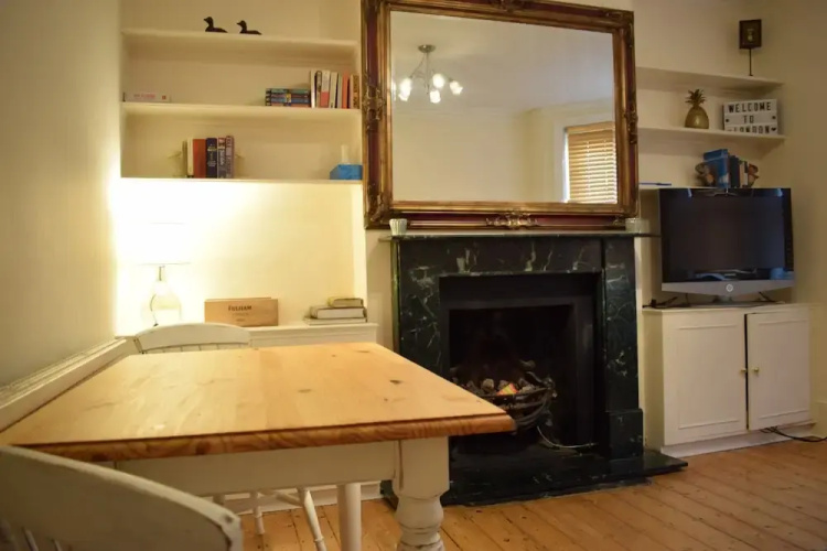 2 Bedroom Fulham Flat