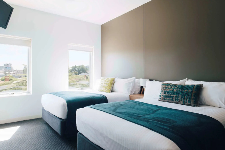 Saint Kilda Beach Hotel