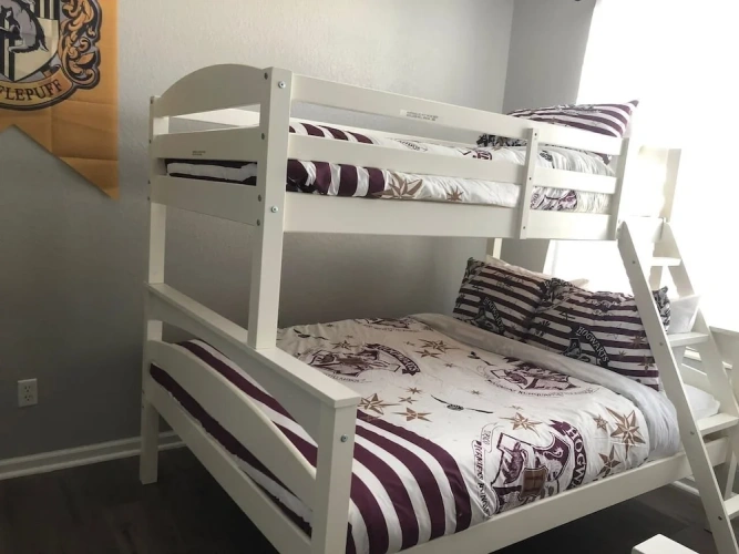 3 Bedrooms Cottage