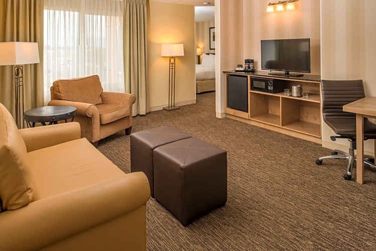 Sextuple Suite