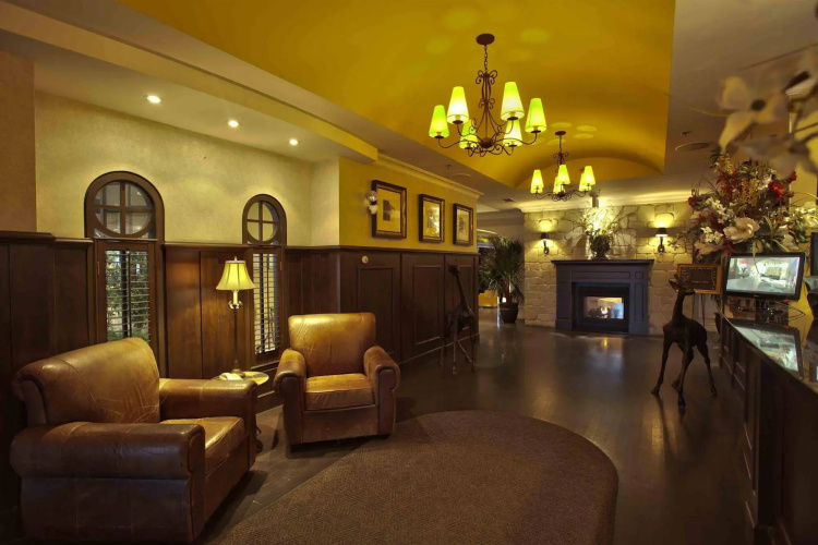 Le St-Martin Hotel & Suites Laval