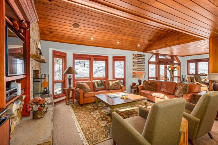 3 Bedrooms Cottage