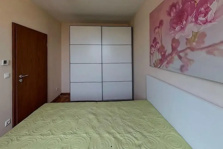 1 Bedroom Apartment with balcony and with sea view