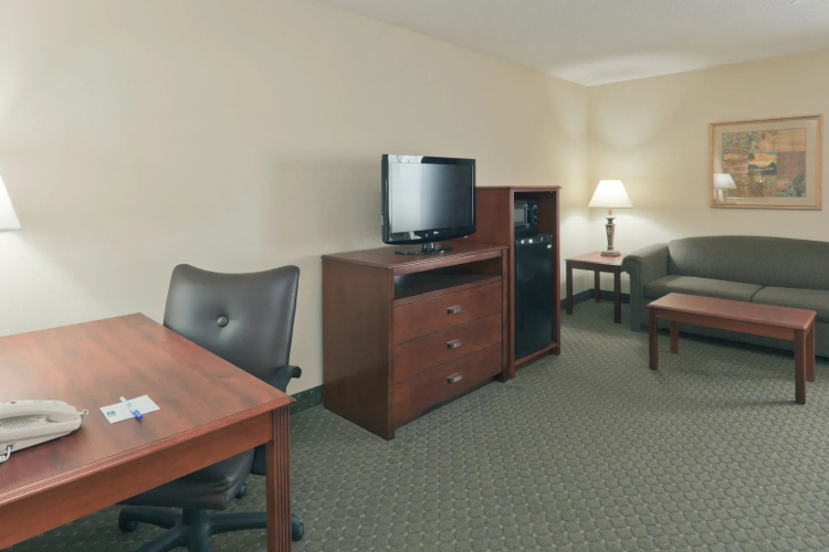 Holiday Inn Express Evansville West by IHG