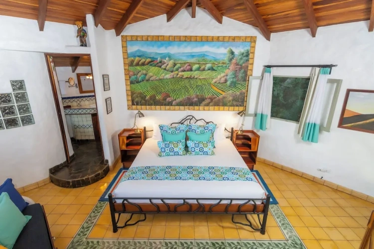 Standard Triple room