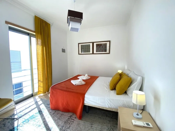2 Bedrooms Apartment