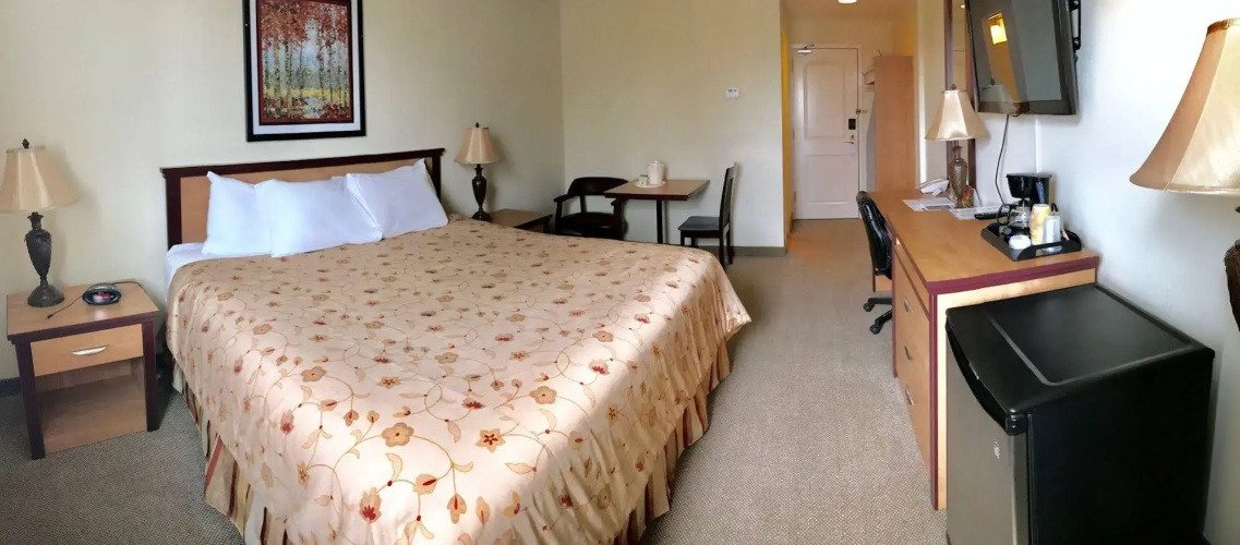 Park West Inn