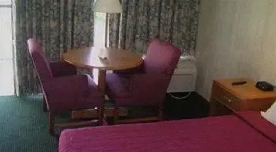 Sunshine Inn