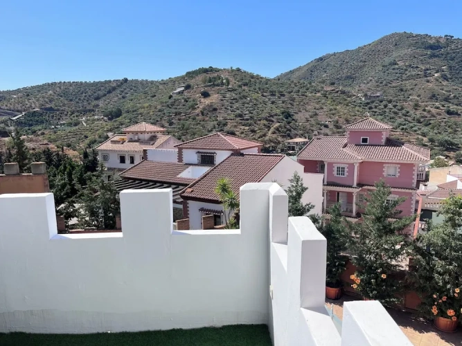 1 Bedroom Studio with mountain view