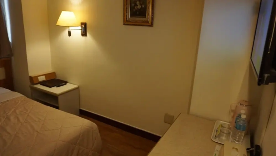 1 Bedroom Economy Single room