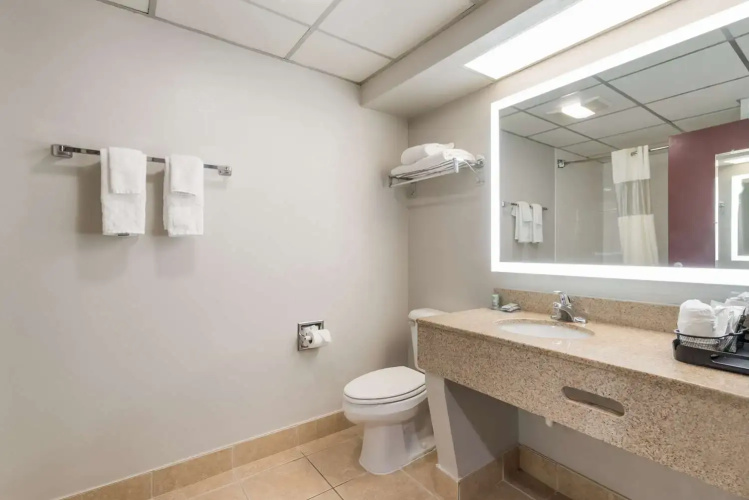 Best Western Burlington Inn