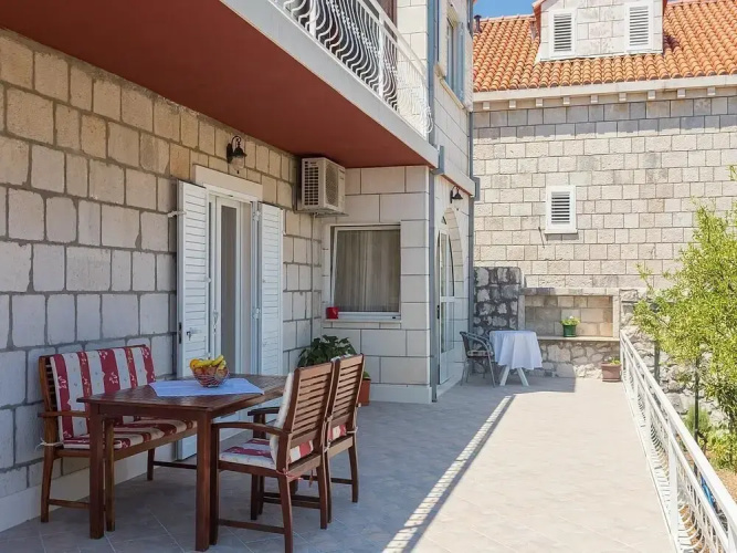 Holiday Apartment Marko