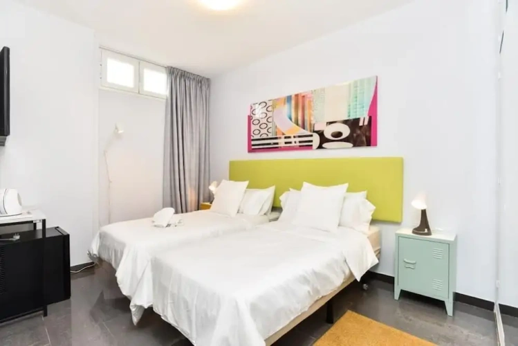 Standard Twin room