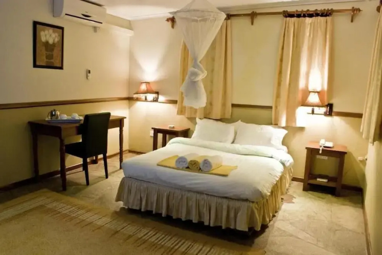 Lake Kariba Inns