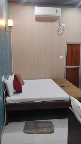 Anand Lok Varanasi
