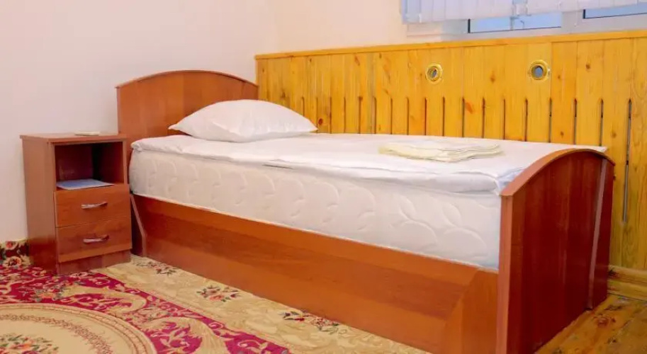 Kizil-Kum Hotel