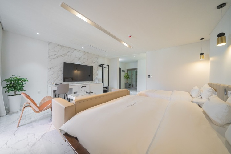 Premium Twin room