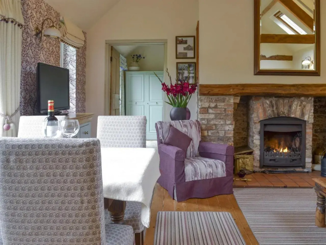 Wisteria Cottage